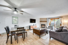 Lincoln Apartment with Balcony 2 Mi to Loon Mtn!